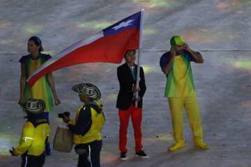 Riveros lideró a Chile en la ceremonia de Clausura