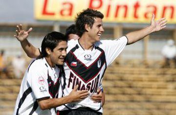 Tras una muy buena temporada en Santiago Morning, "Gokú" cumplió su sueño y volvió a la U. Levantó la Copa Sudamericana con Sampaoli.