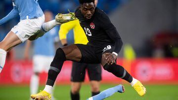 Alphonso Davies leads Canada's World Cup roster - AS USA