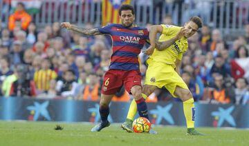 Suárez (right), seen here in action against Barça, joined Villarreal in summer 2015 after a season on loan from the Camp Nou at Sevilla.