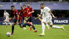 Hasta en Francia ven fuera de juego en el gol de Mbappé