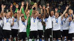 La selecci&oacute;n alemana celebra la Copa Confederaciones. 