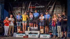 La catalana Loehr y el guipuzcoano Osoro vencen en el XII Bilbao Triathlon  