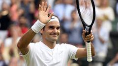Federer and Kerber cruise into third round at Wimbledon