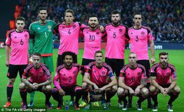 Pink gives colour to the world of sport