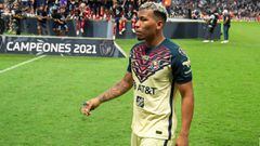 Riquelme: “Boca no pudo traer a Roger Martínez por dinero”