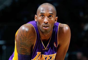 El exjugador de Los Ángeles Lakers se cuela en la lista después de su fatídico accidente de helicóptero el pasado mes de enero.