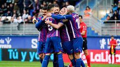El Eibar celebra el gol de Bautista
