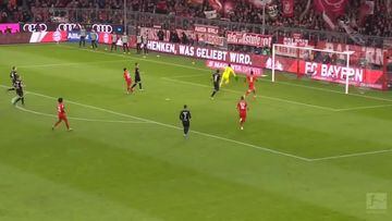 De 'globito': Coutinho anotó un golazo en victoria del Bayern