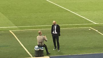 La imagen de Zidane y Guardiola en el Etihad que se ha hecho viral.