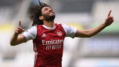 NEWCASTLE UPON TYNE, ENGLAND - MAY 02: Mohamed Elneny of Arsenal celebrates after scoring their side&#039;s first goal during the Premier League match between Newcastle United and Arsenal at St. James Park on May 02, 2021 in Newcastle upon Tyne, England. 