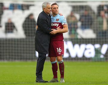 Well played son. Mourinho with Mark Noble after the game.
