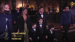 El llamativo look de Messi y sus hijos en la gala del Balón de Oro: un traje negro de lentejuelas
