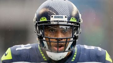 (FILES) In this file photo taken on January 02, 2022 Bobby Wagner #54 of the Seattle Seahawks looks on before the game against the Detroit Lions at Lumen Field on in Seattle, Washington. - Bobby Wagner, an eight-time NFL Pro Bowl linebacker, has agreed to