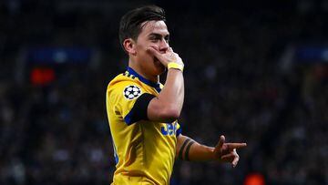 LONDON, ENGLAND - MARCH 07:  Paulo Dybala of Juventus celebrates after scoring his team&#039;s second goal during the UEFA Champions League Round of 16 Second Leg match between Tottenham Hotspur and Juventus at Wembley Stadium on March 7, 2018 in London, 