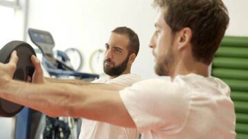 Higuain y Marchisio, en un entrenamiento en el gimnasio