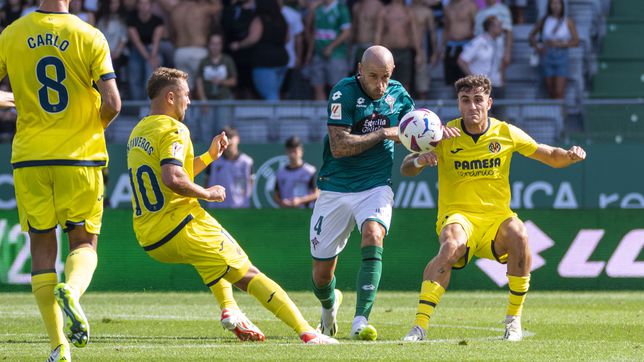 Jon García vislumbra la centena con el Racing de Ferrol