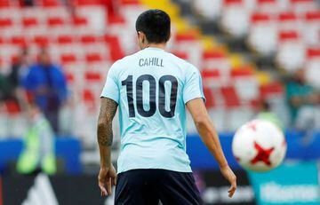 Soccer Football - Chile v Australia - FIFA Confederations Cup Russia 2017 - Group B - Spartak Stadium, Moscow, Russia - June 25, 2017 Australia’s Tim Cahill wearing a t-shirt to mark his 100th appearance for Australia warms up before the match