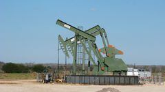 El petróleo opera a la baja. ¿Cuánto cuesta y a cuánto cotiza un barril de crudo Brent y West Texas Intermediate (WTI) hoy, 29 de enero? Así los precios.