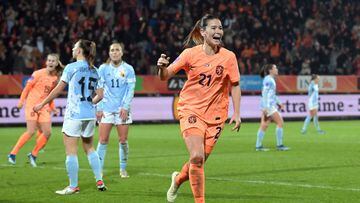 Damaris Egurrola celebra el gol a Bélgica que daba el pase a la Final Four de la Nations League femenina a Países Bajos.