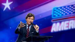 Former Fox News host Tucker Carlson has announced he will interview Russian President Vladimir Putin so that Americans can learn about the war in Ukraine.
