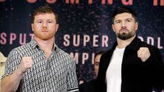 Mexican boxer Canelo Alvarez (L) and English boxer John Ryder pose for a picture during a press conference to present their fight on May 6, in Zapopan, Jalisco state, Mexico, on March 14, 2023. (Photo by Ulises Ruiz / AFP)