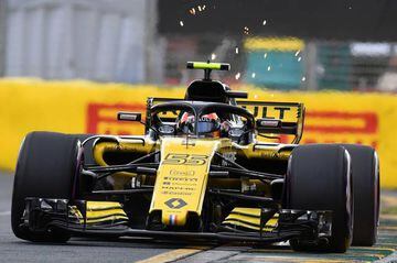 Renault's Spanish driver Carlos Sainz Jr drives around the Albert Park circuit.