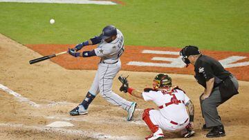 MIAMI, FL - JULY 11: Robinson Cano #22 of the Seattle Mariners and the American League swings at a pitch during the 88th MLB All-Star Game at Marlins Park on July 11, 2017 in Miami, Florida.   Rob Carr/Getty Images/AFP == FOR NEWSPAPERS, INTERNET, TELCOS &amp; TELEVISION USE ONLY ==