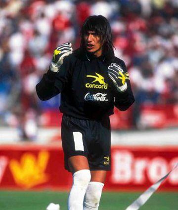 Un 7 de diciembre de 1997, Cruz Azul ganó su último título de Liga. La Ida quedó 1-0 a favor de La Máquina y la Vuelta 1-0 para la Fiera. Se jugó el tiempo extra y una patada brutal de Comizzo en el rostro de Carlos Hermosillo le dio el título a La Máquina. 