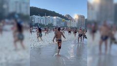 Así son las tardes en la playa Copacabana de Brasil