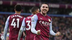 BIRMINGHAM, ENGLAND - JANUARY 13: Emi Buendia of Aston Villa celebrates with teammates after scoring his side's second goal during the Premier League match between Aston Villa and Leeds United at Villa Park on January 13, 2023 in Birmingham, England. (Photo by James Gill - Danehouse/Getty Images)