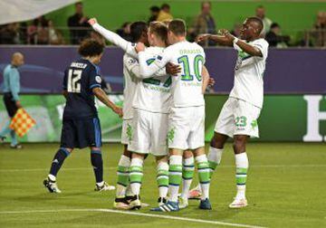 VfL Wolfsburg v Real Madrid - UEFA Champions League Quarter Final Maximilian Arnold celebrates scoring the second goal for Wolfsburg with team mates