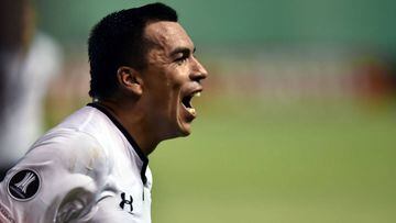 Paredes iguala histórico récord de 'Chamaco' en la Libertadores