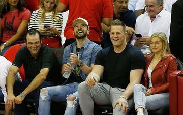 Justin Timberlake seguidor de los Memphis Grizzlies. 