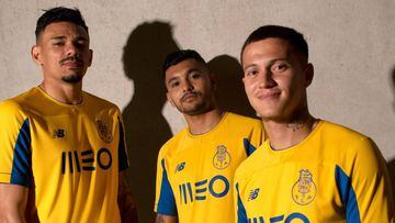 Jesús 'Tecatito' Corona presenta el nuevo uniforme del Porto