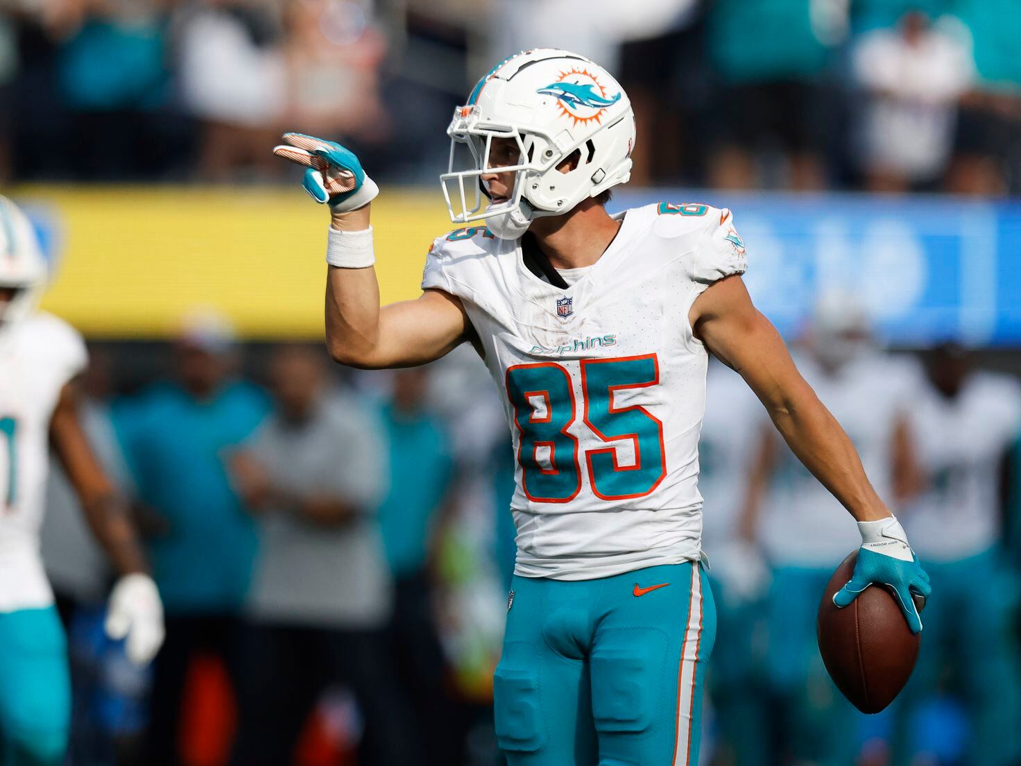 How to Stream the Sunday Night Football Dolphins vs. Patriots Game Live -  Week 2