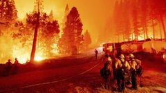 Los californianos que se quedaron sin trabajo debido a los incendios Dixie y River en California pueden solicitar la Asistencia de desempleo por desastre.