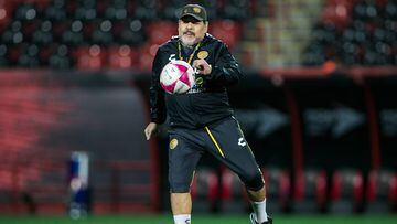Diego Maradona, Dorados