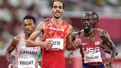 El atleta espa&ntilde;ol Mohamed Katir corre junto a Paul Chelimo y Justyn Knight durante la segunda serie de los 5.000 metros en los Juegos Ol&iacute;mpicos de Tokio 2020.