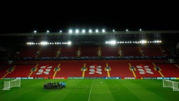 Soccer Football - Champions League - Napoli Training - Anfield, Liverpool, Britain - December 10, 2018   General view during training   Action Images via Reuters/Jason Cairnduff