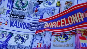 MADRID, SPAIN - OCTOBER 25:  Merchandise goes on sale prior to kickoff during the La Liga match between Real Madrid CF and FC Barcelona at Estadio Santiago Bernabeu on October 25, 2014 in Madrid, Spain.  (Photo by Gonzalo Arroyo Moreno/Getty Images)  BUFA