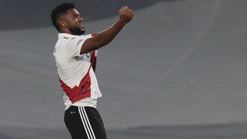 River Plate's Colombian forward Miguel Borja celebrates after scoring against Central Cordoba during the Argentine Professional Football League Tournament 2022 match at the Monumental stadium in Buenos Aires, on August 21, 2022. (Photo by ALEJANDRO PAGNI / AFP)