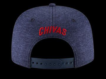 La nueva línea de gorras de Chivas en su colección FW18