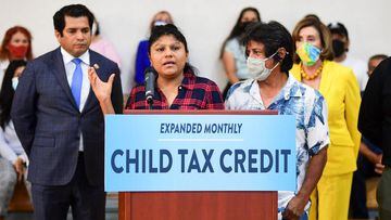 Sonia and Denis Gomez speak at an event to raise awareness of the Child Tax Credit.