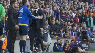 Bar&ccedil;a coach Luis Enrique angrily confronts the fourth official in the wake of Filipe Luis&#039; tackle on Leo Messi, which earned the Brazilian a red card.