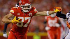 NFL Week 6 concluded with Kansas City Chiefs Travis Kelce and Miami Dolphins duo Raheem Mostert and Tyreek Hill leading the stats.