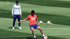 Simeone benches Rodrigo amid Manchester City link reports