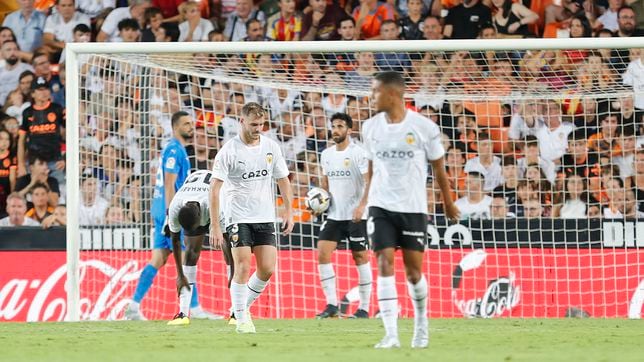 Aprobados y suspensos: Al Valencia le faltan los goles de Cavani