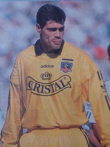 Llegó en 1995 como fichaje estelar tras buenos años en Colombia, pero no le fue bien. Jugó 5 partidos y el 'Rambo' Ramírez le quitó el puesto.