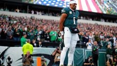 Jalen Hurts #1 of the Philadelphia Eagles stands during the national anthem